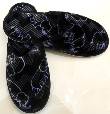 舒适便捷的居家选择 花布一次性拖鞋